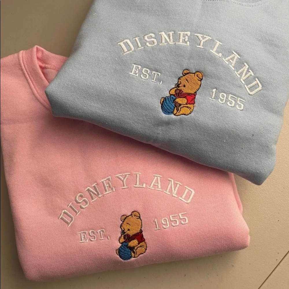 Disneyland vintage inspired Winnie the Pooh Crewneck Sweatshirt